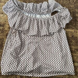 American Eagle Outfitters Black and White Patterned Short Sleeve Top